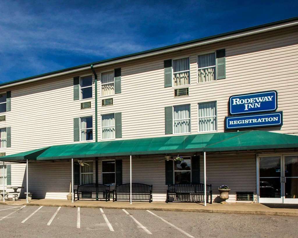 Rodeway Inn Asheville Exterior photo