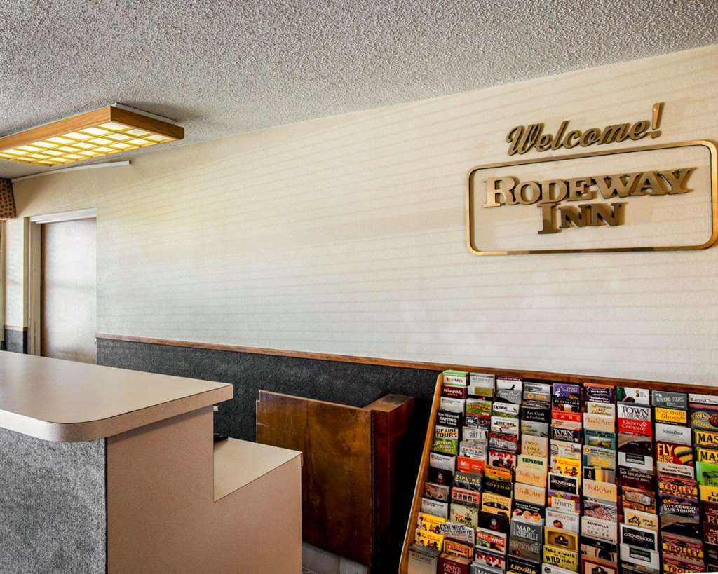 Rodeway Inn Asheville Interior photo